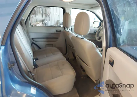 2010 Ford Escape Xlt from USA, damaged, VIN 1FMCU9D76AKB62682